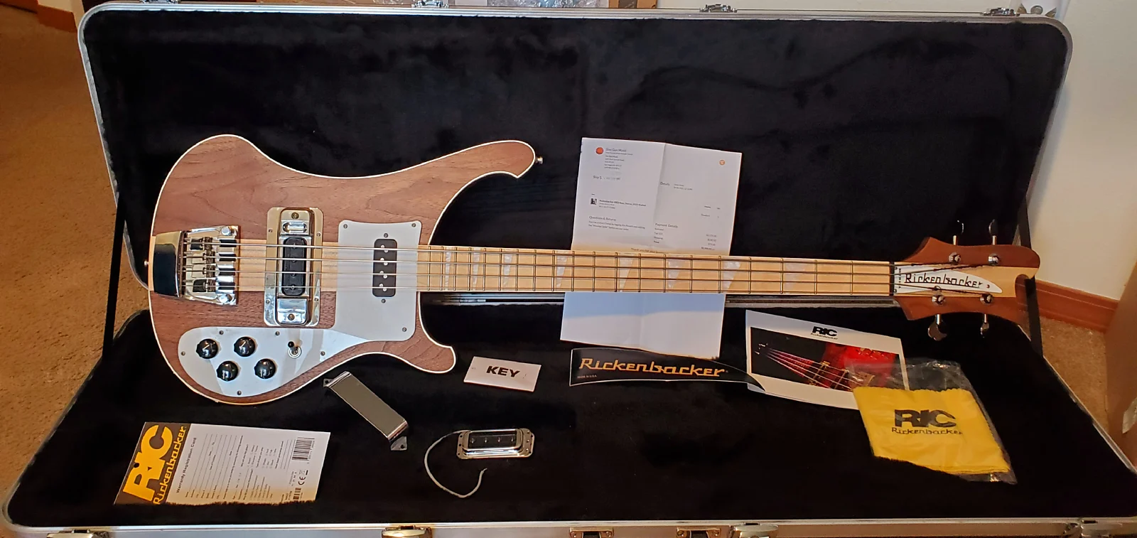 Rickenbacker 4003W Walnut 2021